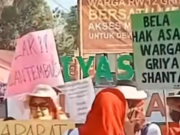 Warga Demo Menolak Uji Coba Perdana Jalan Tembus Griya Shanta