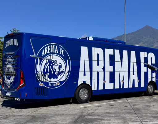 Kado Spesial HUT ke-39, Arema FC Pamerkan Dua Armada Anyar Berpelat Nomor Hoki